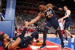 官网登录入口-包含犹他爵士内部会议纪要流出——清晨防线松动；全明星赛使命明确；身体对抗强度拉满的词条