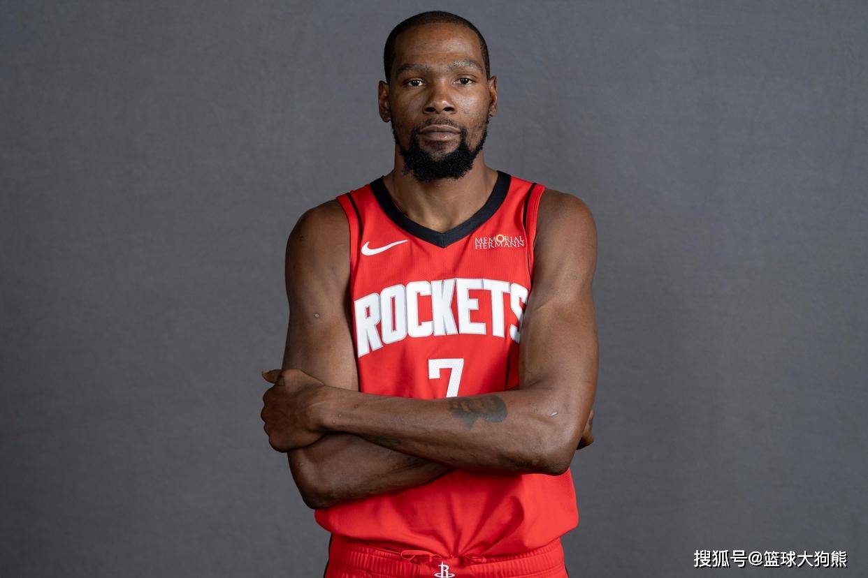 包含转会期意甲传出新动向，休斯敦火箭内部沟通，管理层表态——底气十足，资深球员宣示担当的词条