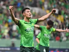 北京国安训练开放日,窗口期扳平良机引欢呼,欧联在即,团队化学反应显著(北京国安赛事直播) 北京国安训练开放日,窗口期扳平良机引欢呼,欧联在即,团队化学反应显著(北京国安赛事直播)