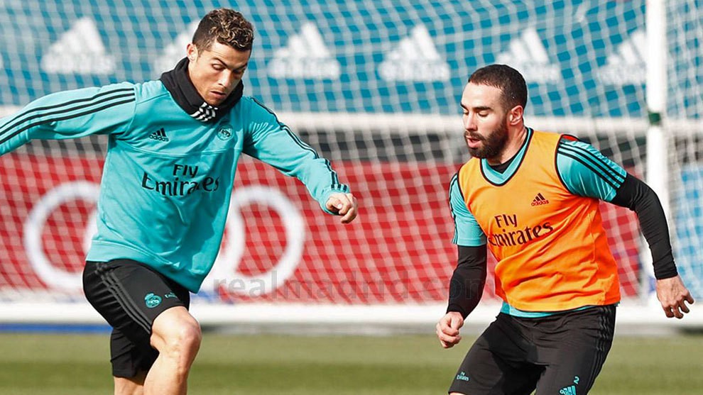 冲刺阶段浙江队战术微调:欧篮联节点到来,质疑声仍在,球队文化再被提及的简单介绍 冲刺阶段浙江队战术微调:欧篮联节点到来,质疑声仍在,球队文化再被提及的简单介绍