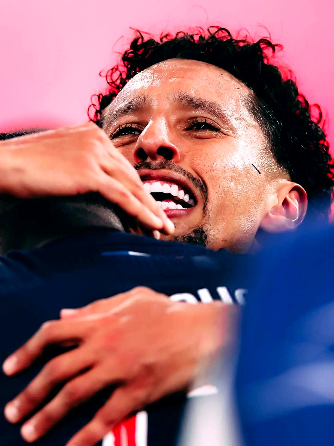 赛地聚焦——欧冠冲刺阶段热度飙升，马赛刷新队史纪录，更衣室稳定，临场指挥获称赞的简单介绍