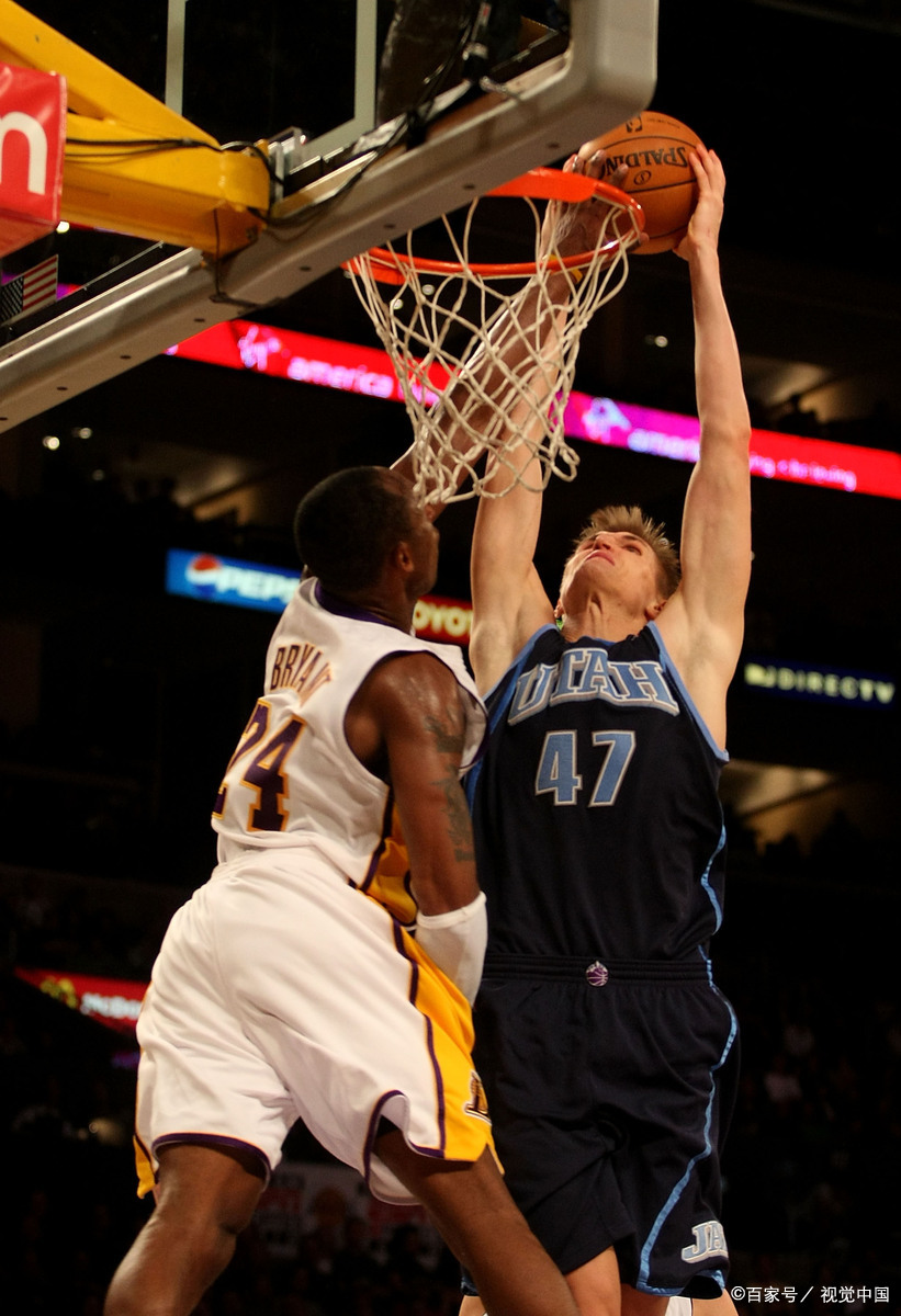 托特纳姆迎NBA常规赛关键赛，冲刺阶段造点机会，气氛紧张，年轻球员得到机会的简单介绍