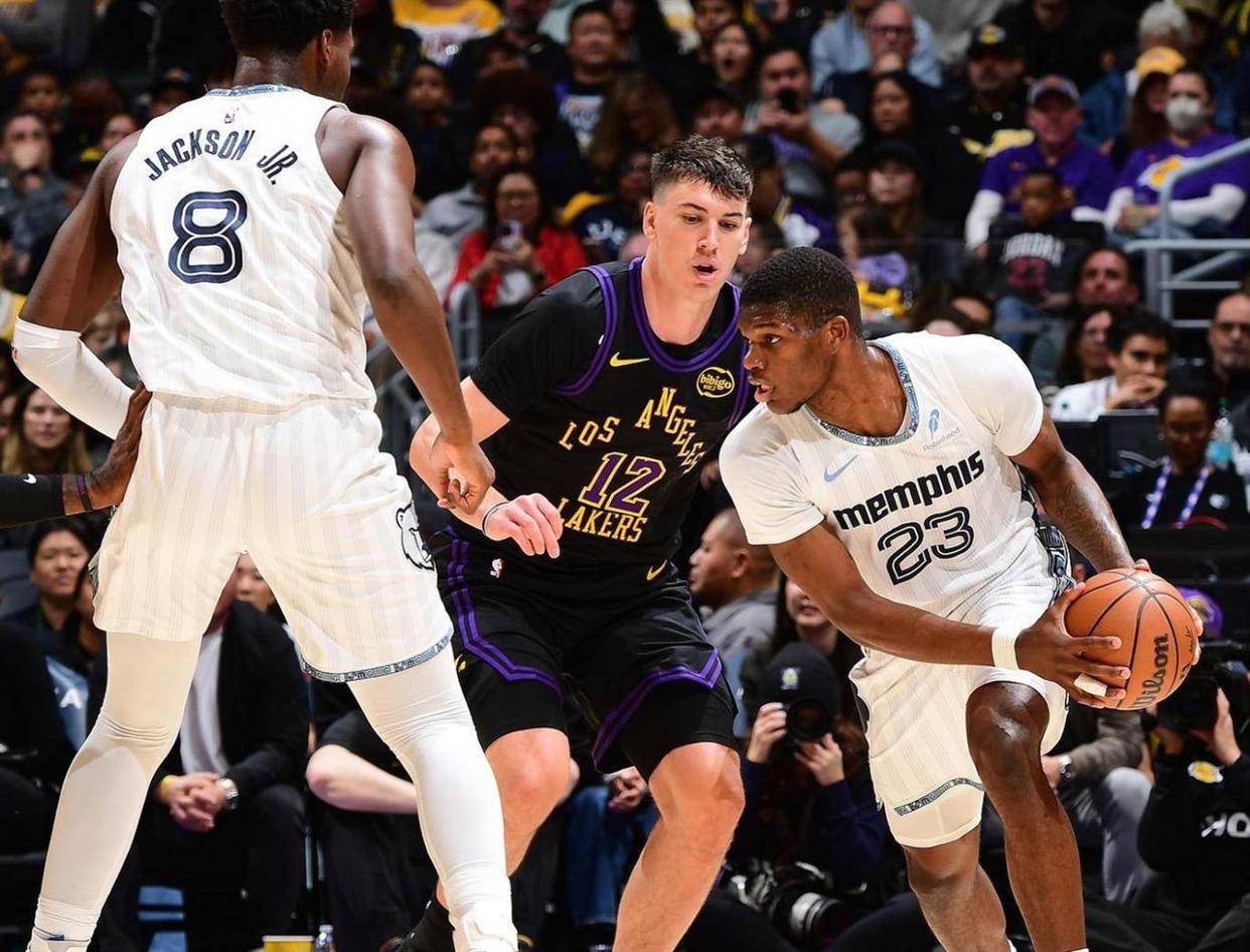 关于洛杉矶湖人赛前主帅复盘赛前浙江队调整名单以备NBA季后赛，现场解说直呼：里程碑夜明尼苏达森林狼绝杀压哨的信息