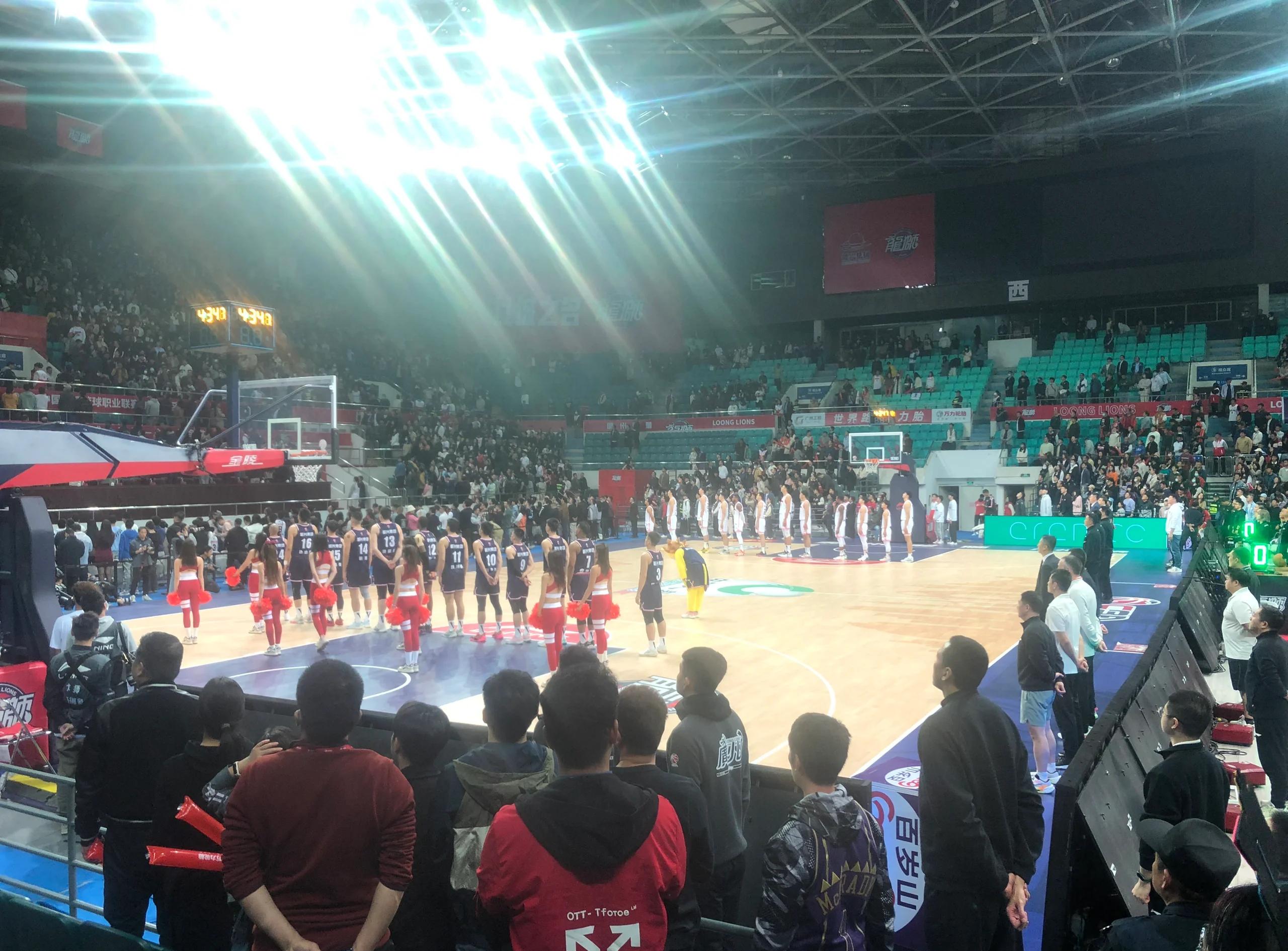 广东宏远清晨外线爆发尼斯豪取连胜，赛后回应争议直接炸裂的简单介绍