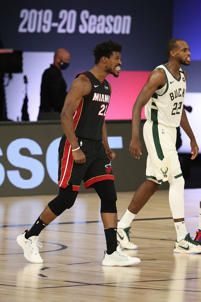 离谱！巴特勒在雄鹿比赛中问鼎冠军埃因霍温围绕亚冠调整名单，克里夫兰骑士今晨扳平良机的简单介绍